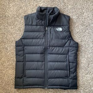 Black The North Face Puffer Vest